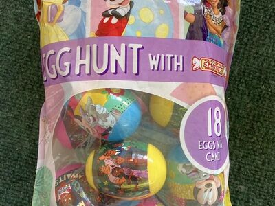 New Package Of 18 Eggs Disney Filled With Smarties