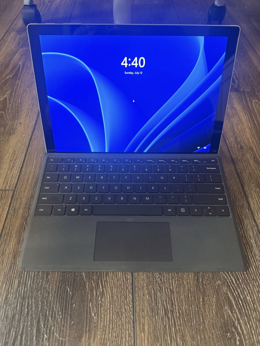 Microsoft Surface Pro 6 — i5 / 8GB / 128GB — with Type Cover Keyboard & Charger