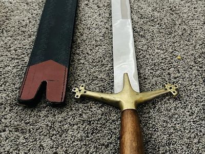 Pakistan-made replica Scottish Claymore Sword