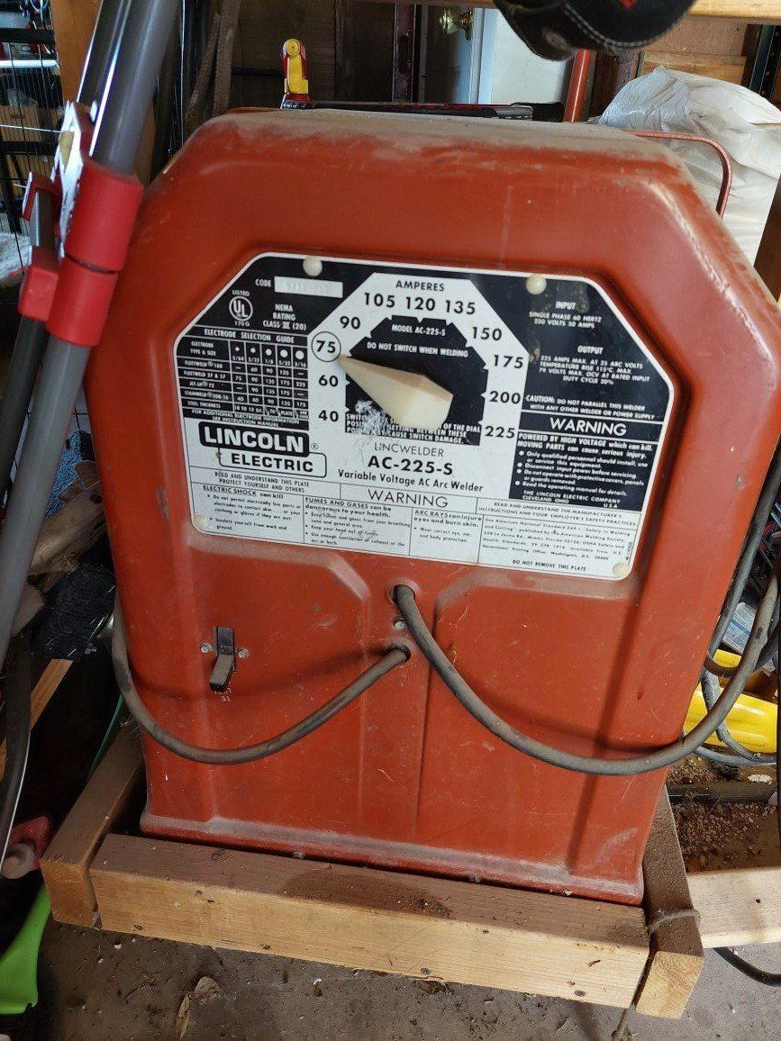 Lincoln 220 S Arc Welder
