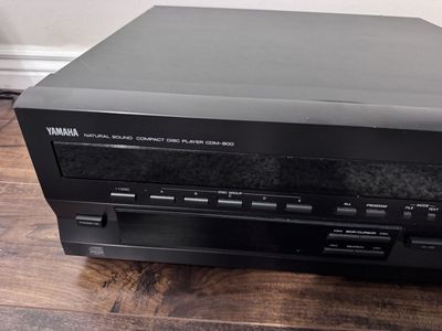 Yamaha CDM-900 110-Disc CD Changer Player