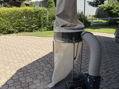 70 Gallon 2 HP Dust Collector Central Machinery Extra Hose and Accessories