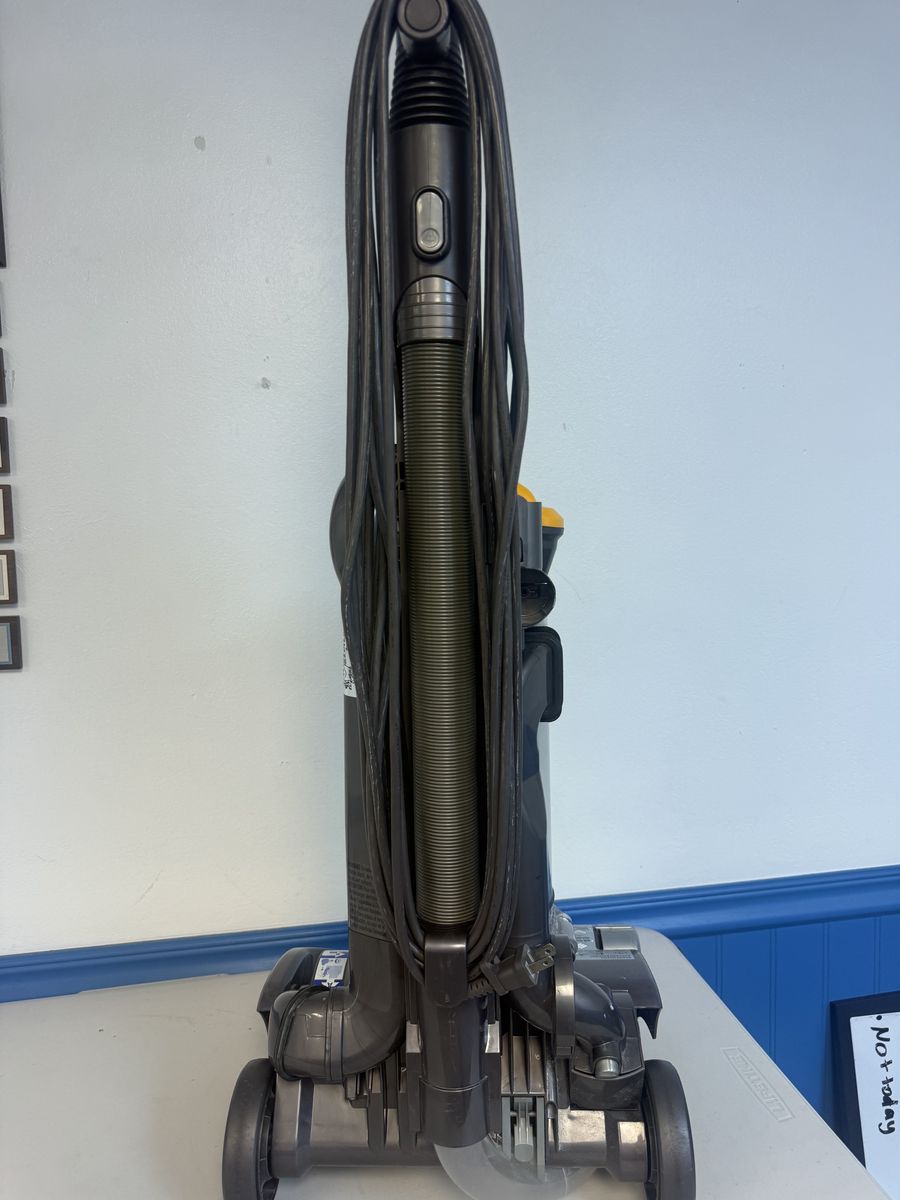 Main image 3