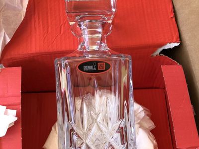 RIEDEL Spey 26.46oz Crystal Decanter with Stopper - New in Box, Square Glass Whiskey Bottle