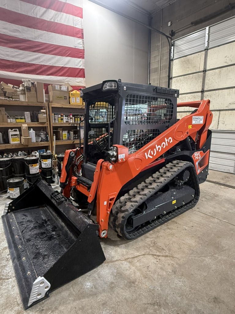 Kubota SVL75-3 Track Skid Steer Rental – High Flow – Half day options, see description