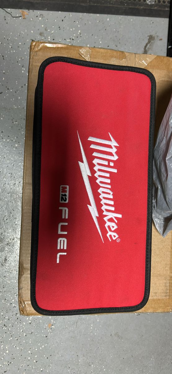 Milwaukee M12 FUEL Oscillating Multi-Tool Kit with Case and Accessories