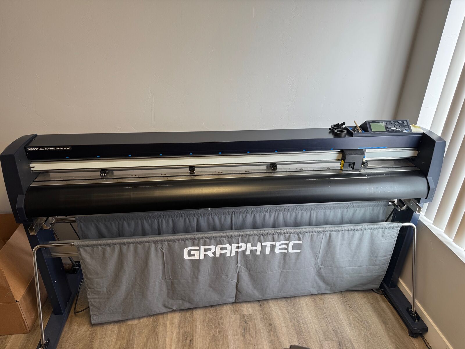 Graphtec FC9000-160 Vinyl Cutter