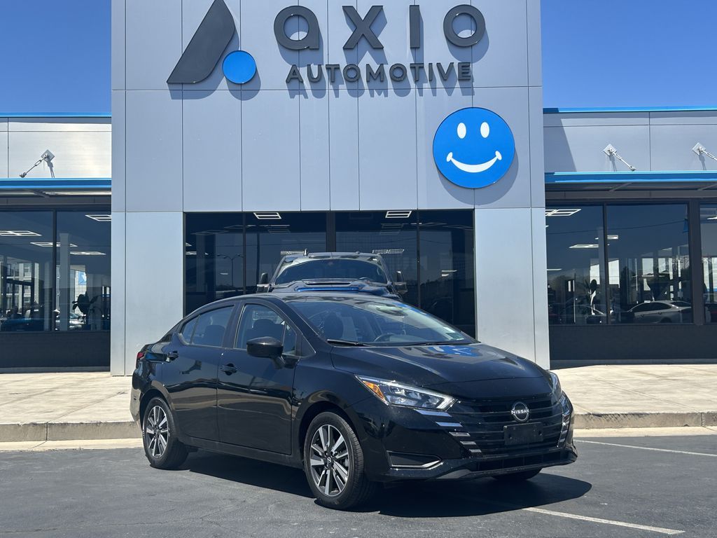 2025 Nissan Versa SV