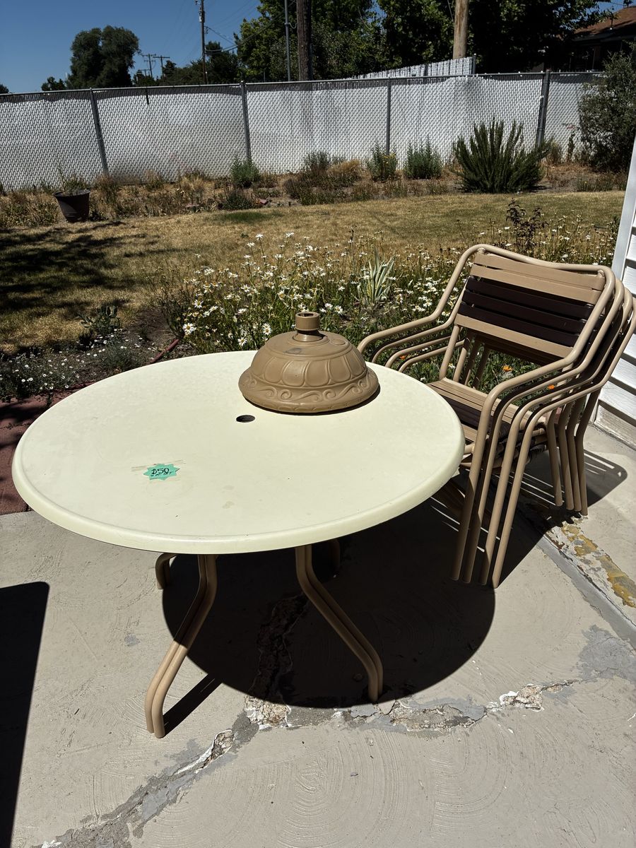 Main image 3