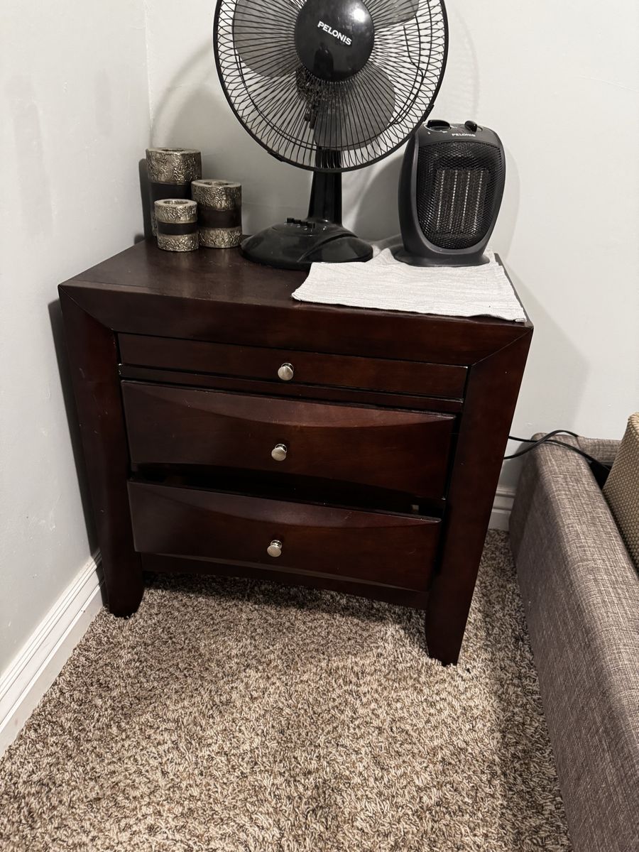 Main image 6