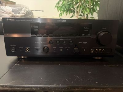 Yamaha Natural Sound AV Receiver RX-V673 Home Audio Component