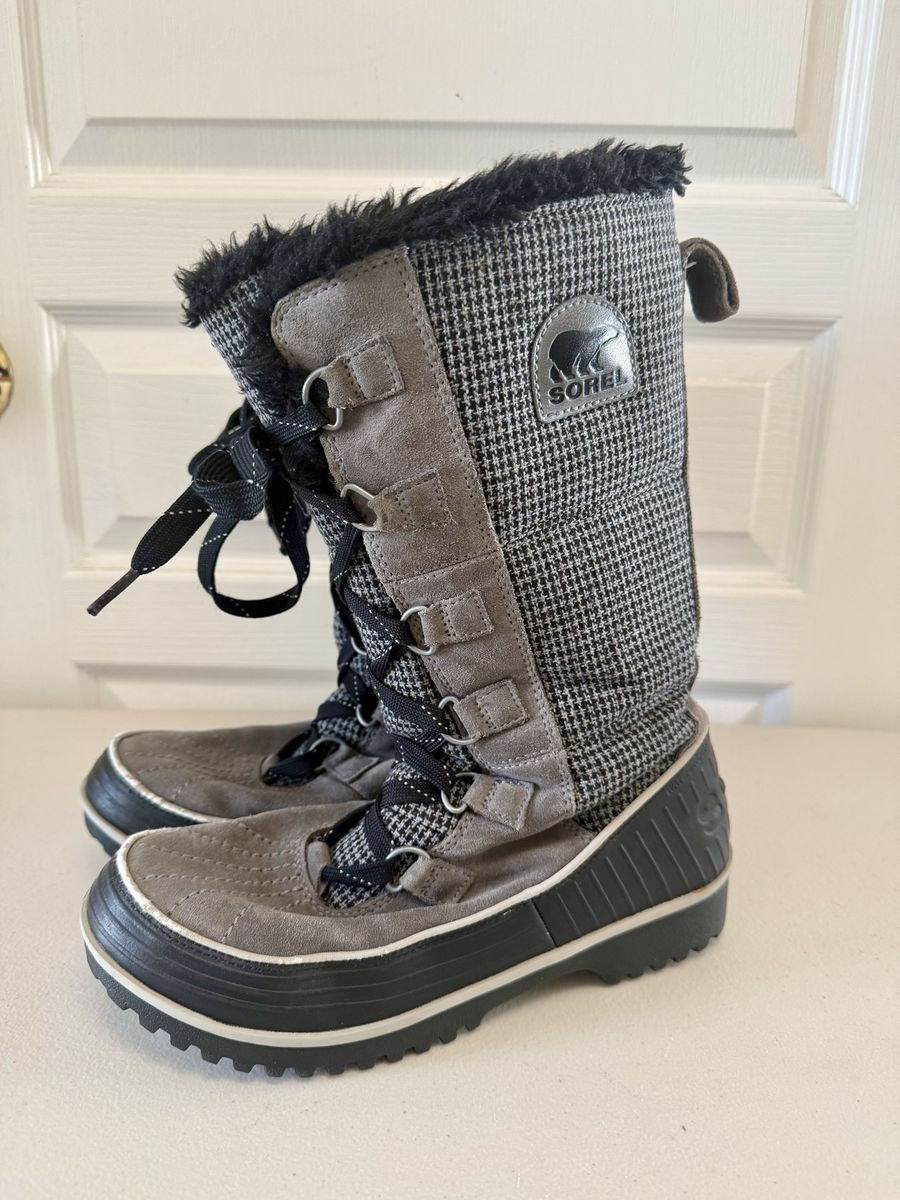 Womens 9 Sorel Joan Of Arctic Winter Boots