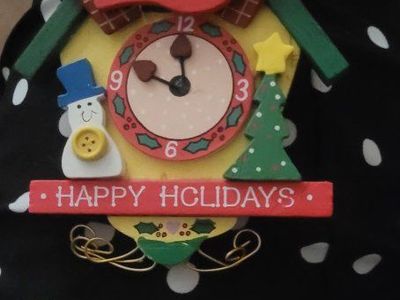 Wooden Happy Holidays Cuckoo Clock Christmas Ornament - Festive Wall Decor