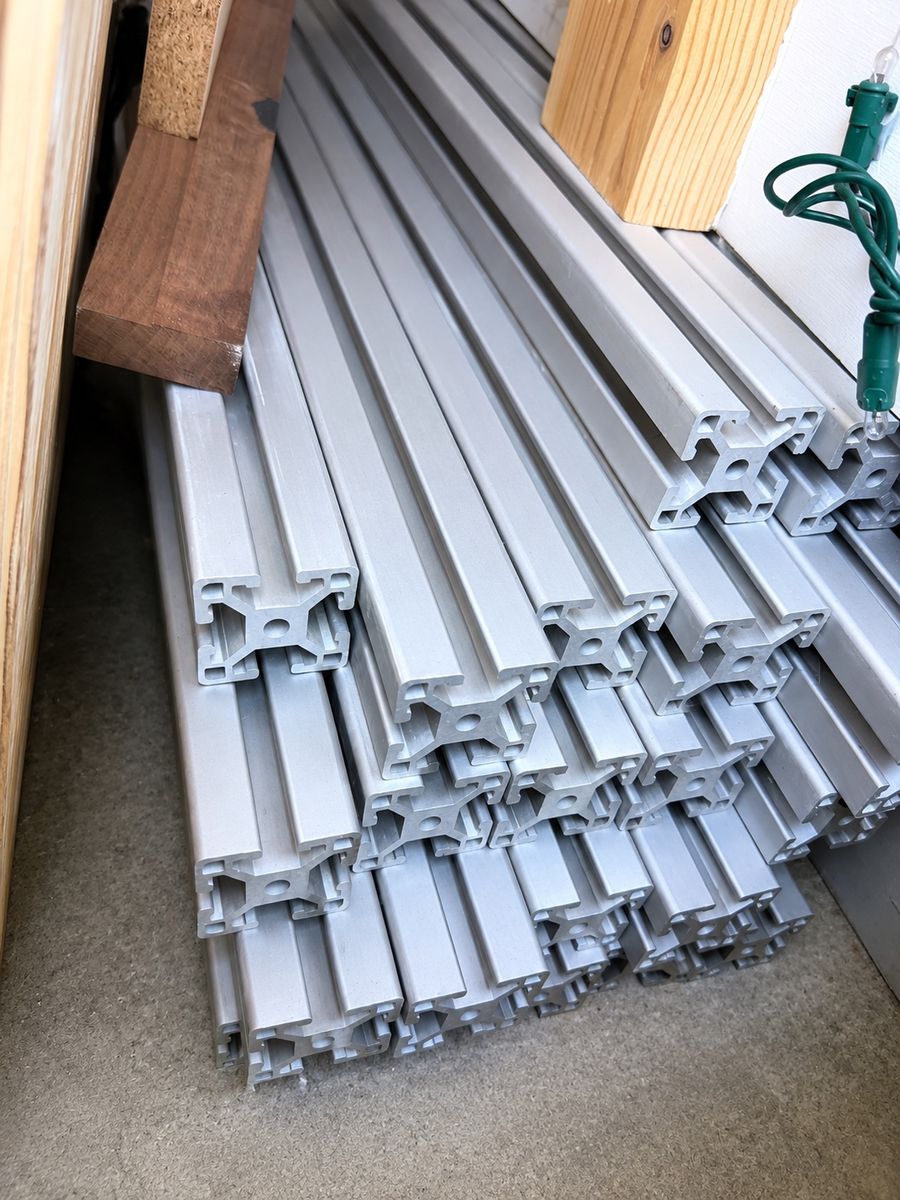 15 Series Aluminum Extrusion – 20ft long