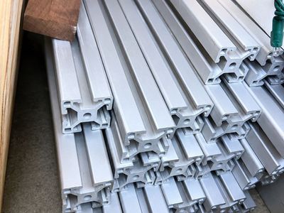 15 Series Aluminum Extrusion – 20ft long