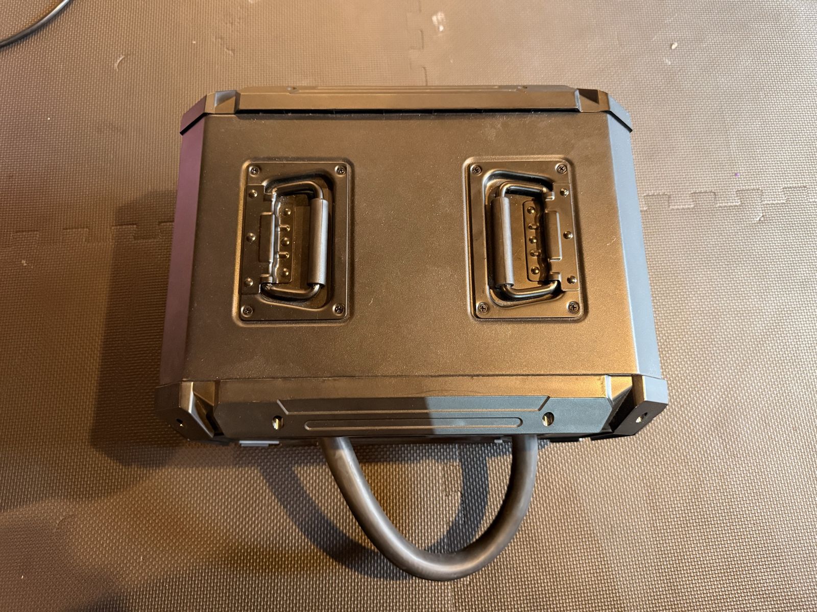 Main image 2
