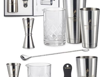 Rare Johnnie Walker Viski 7 Piece Bar Essentials Set
