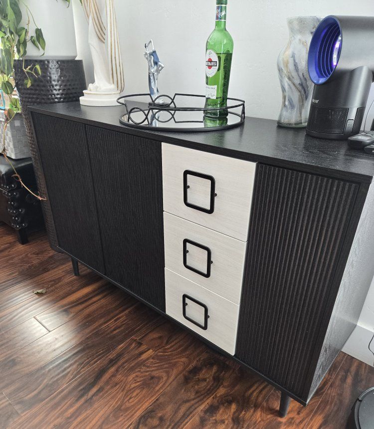 Modern Black & White Sideboard Bar Cabinet
