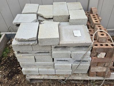 40+ cinder Blocks