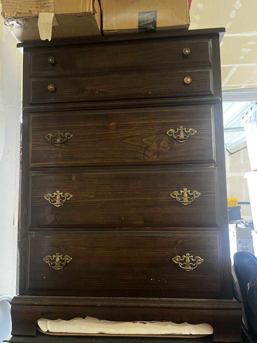 Dresser