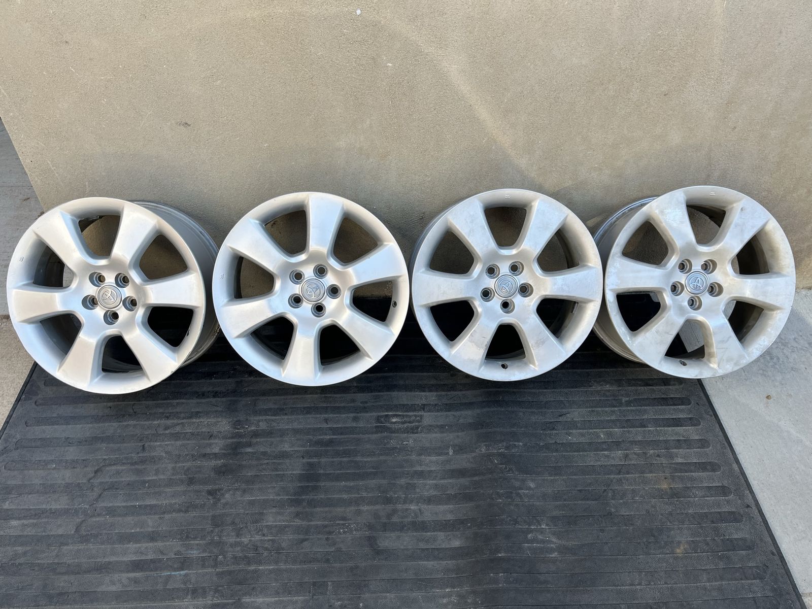 Toyota Corolla 17 Inch Wheels 5x100