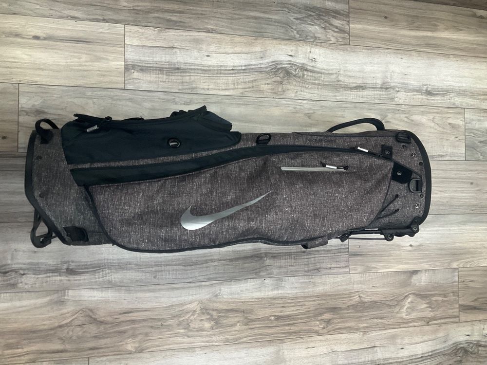 NIKE GOLF BAG