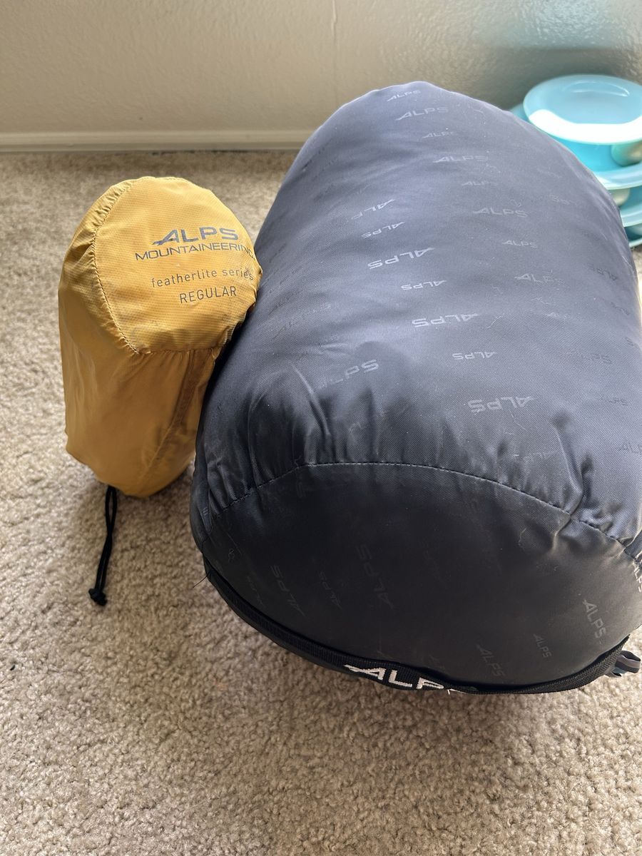 ALPS Mountaineering Featherlite Series Regular Sleeping Gear Set