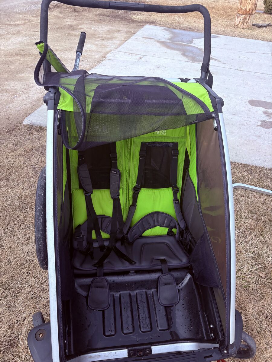 Thule Trailer Cab x 2