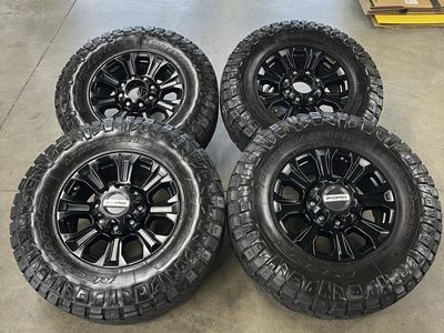 2022 Ford F350 Tremor OEM 18in Wheels/ 285/75/18
