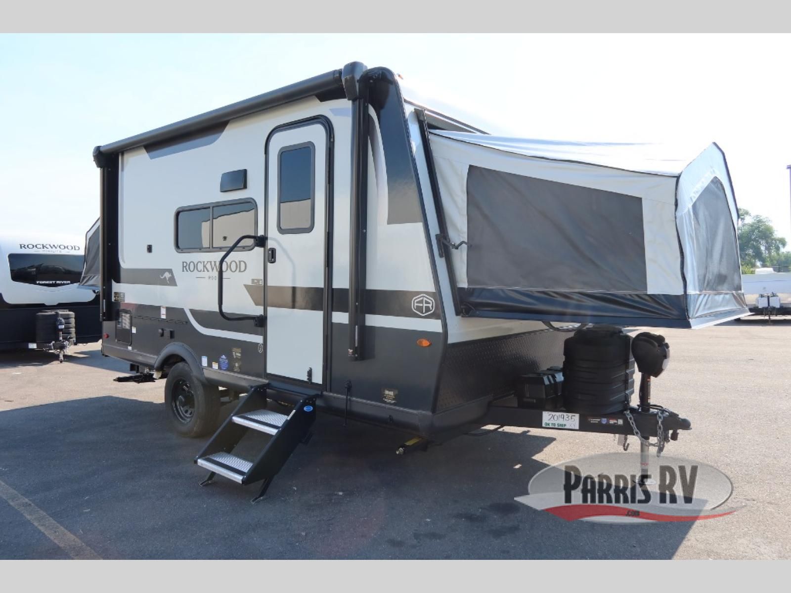 New 2026 Forest River RV Rockwood Roo 17E