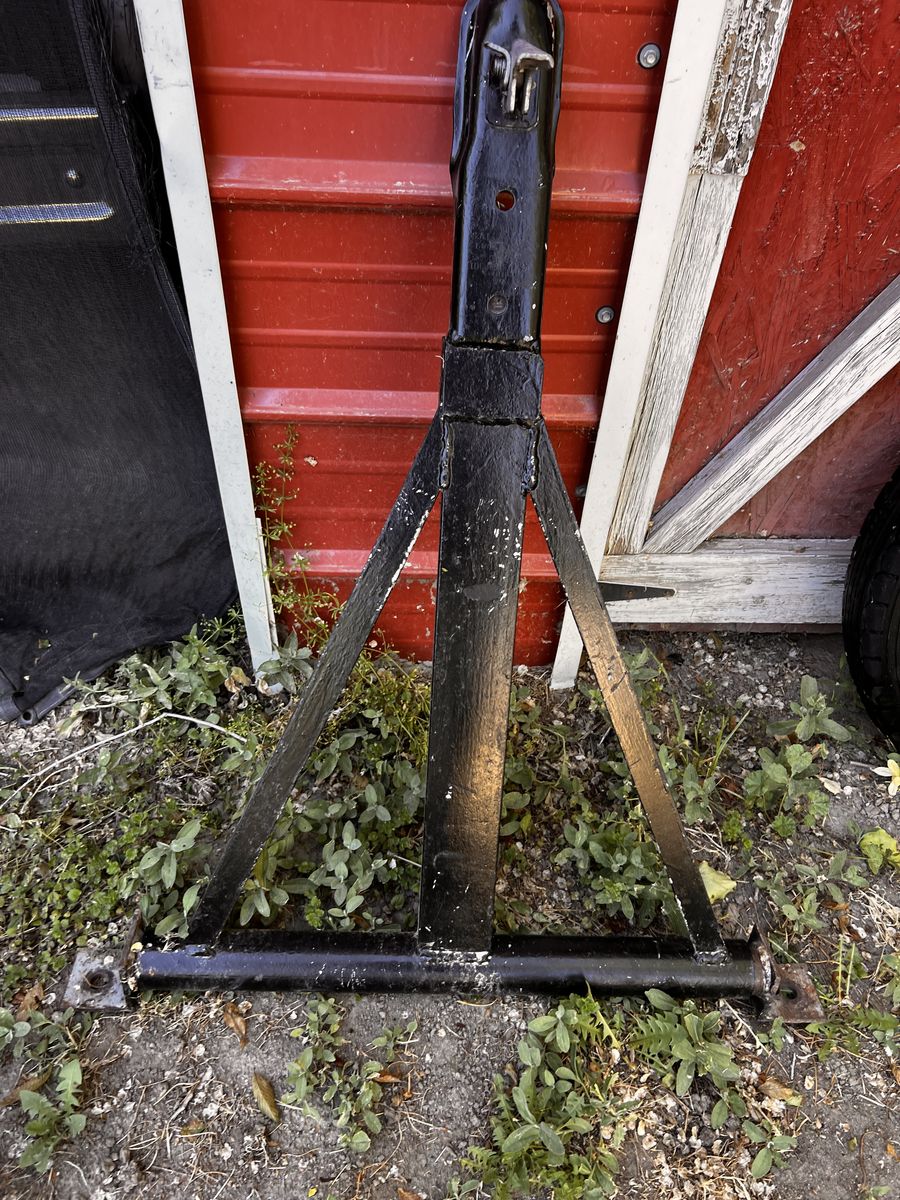 Main image 3