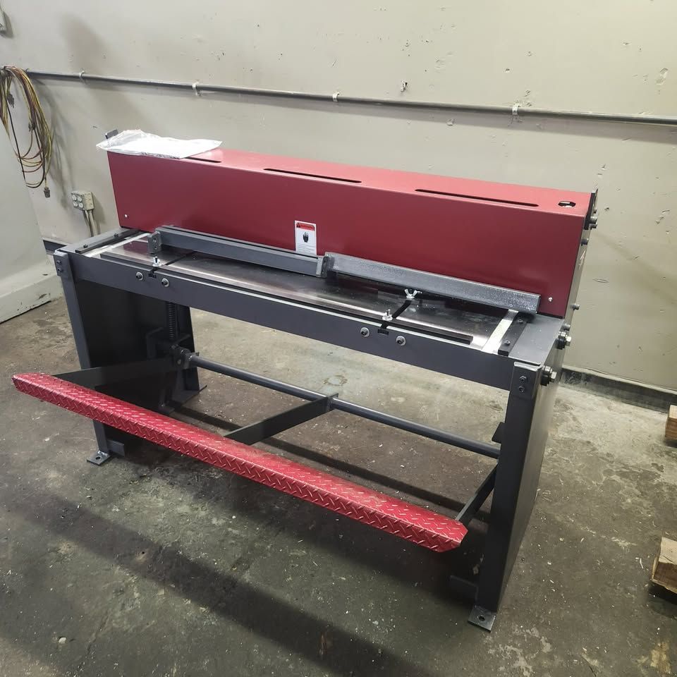 BMT 5216 Foot Squaring Shear