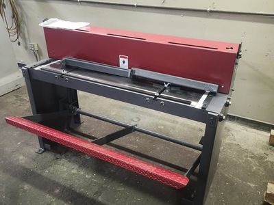 BMT 5216 Foot Squaring Shear