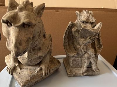 Gargoyle Statues (Set of 2) – Gothic Decor