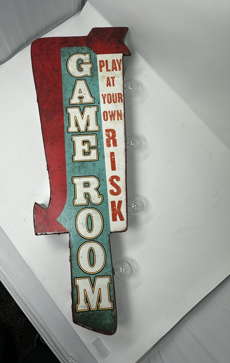 Light-Up Game Room Sign – 25” Retro Wall Decor
