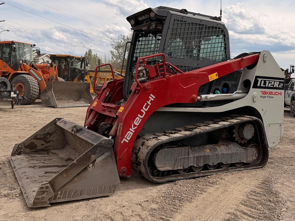 2024 Takeuchi tl12r2-crh