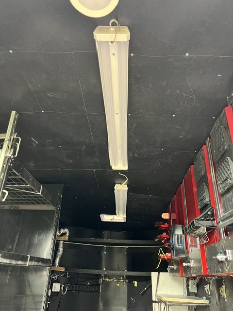 Main image 9