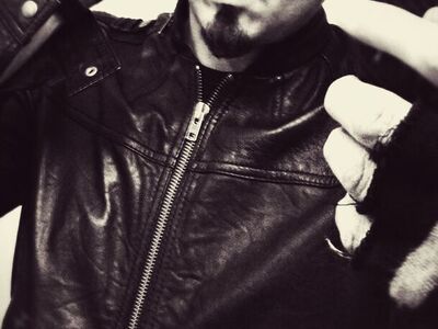 Female vocalist wanted