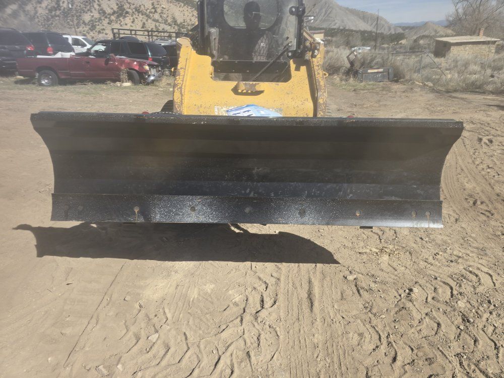 BRAND NEW 86" skid steer snow plow dozer blade