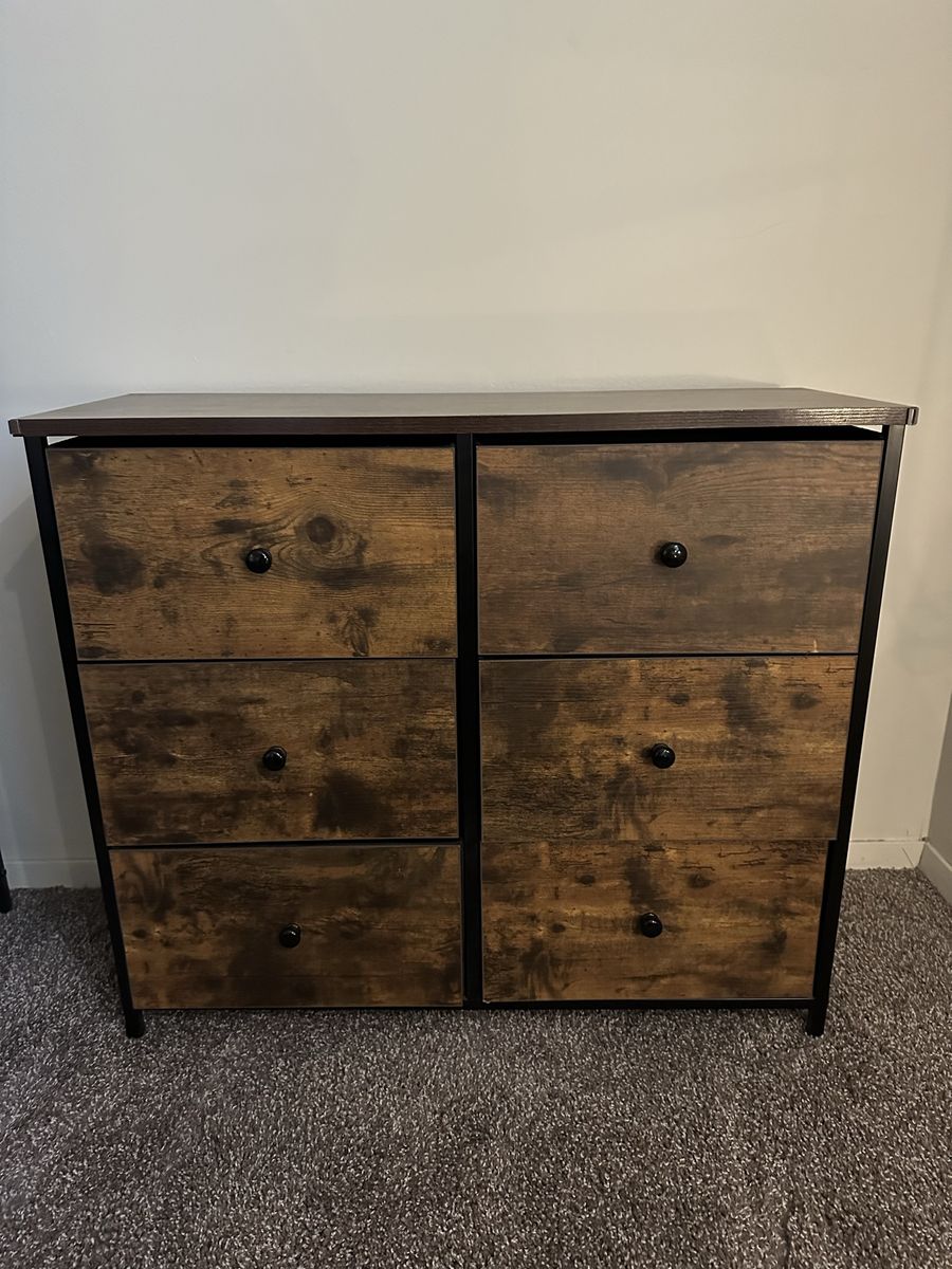 Main image 3