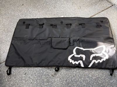 New Fox tailgate pad (6-bike)