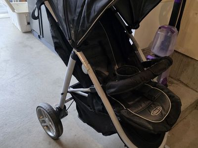 Graco kid stroller