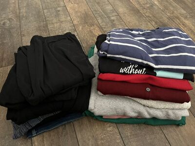 Womens L/XL Clothes Bundle