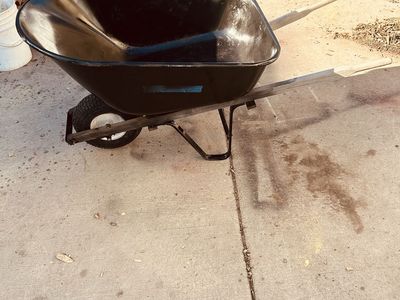 Wheelbarrow 6 Cubic Ft