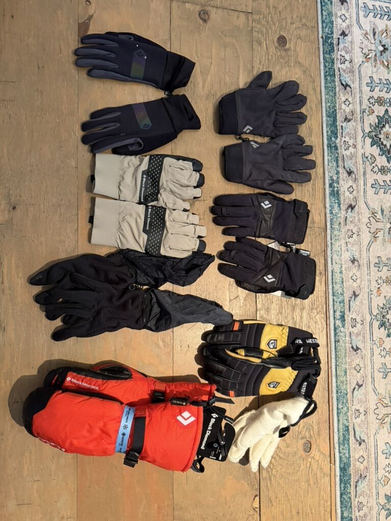 Mountaneering Gloves - Selling entire set - Size L