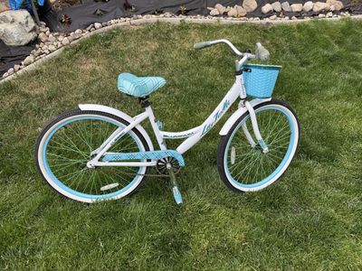 Kent 26" Women's, La Jolla Cruiser Bike, White