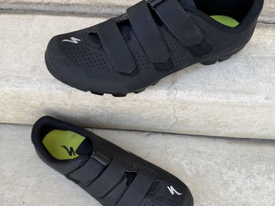 Specialized Sport MTB Cycling Shoes Mens US 9 EU 42Black 3-Strap SPD