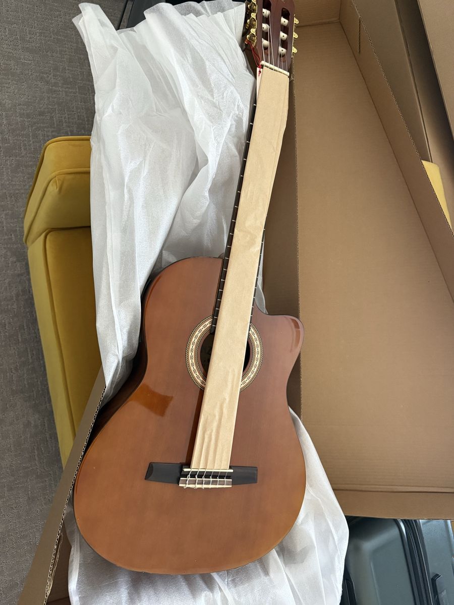 NEW IN BOX Winzz by Aileen Music AC30CE-F 39" Classical Acoustic Guitar w/ Cutaway