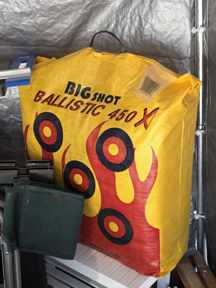 Big Shot Ballistic 450 X Archery Target Bag, Used Condition, High-Performance Stopping