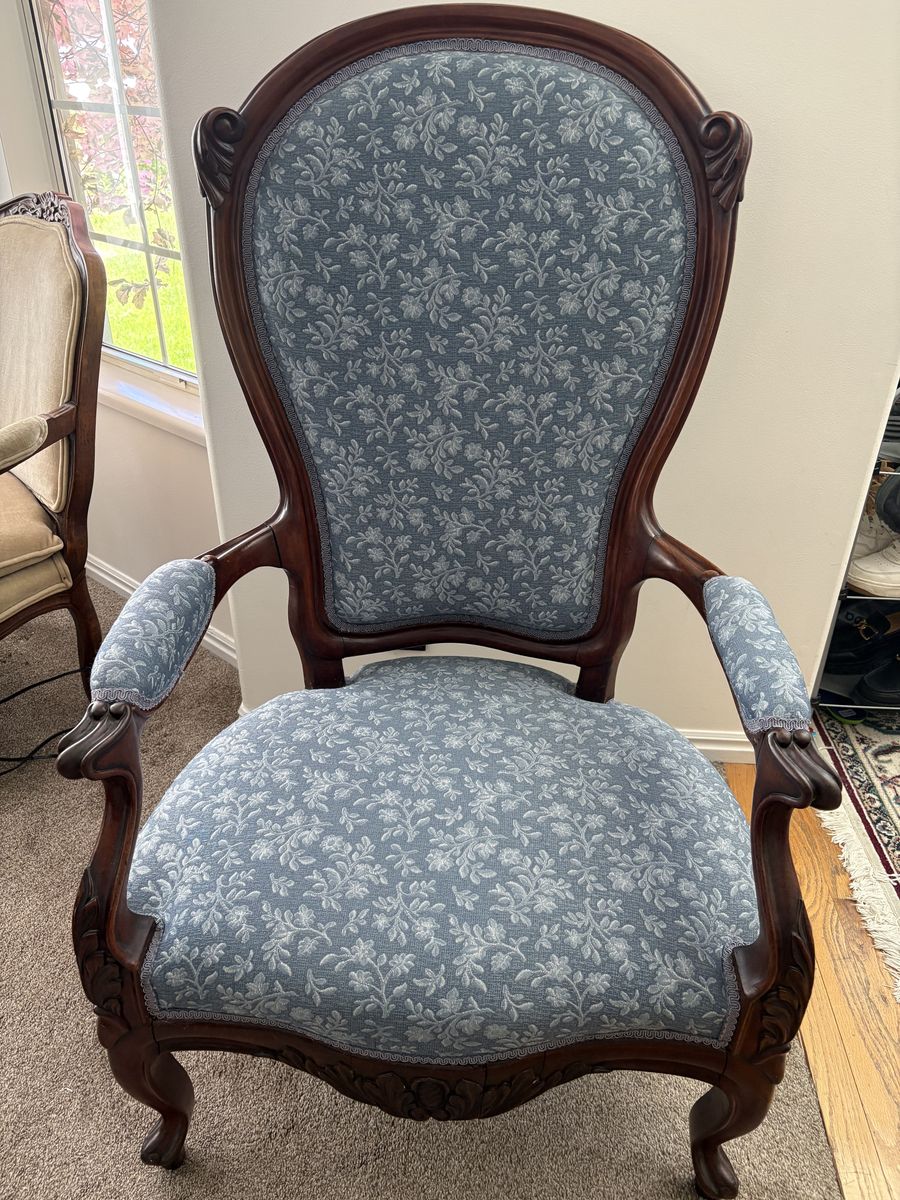 Decorative chair